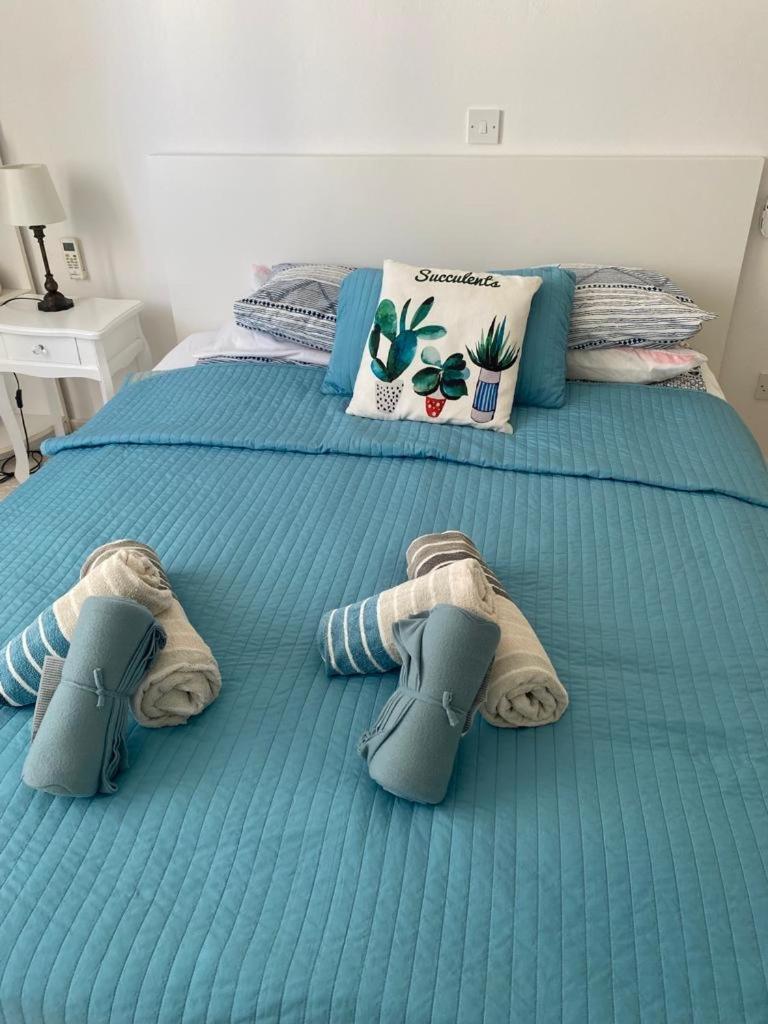 Modern Apartment In Pafos Near The Sea Екстериор снимка